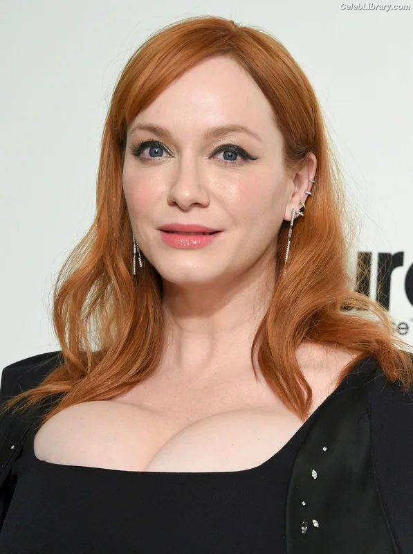 Christina Hendricks photo 10 of 2758