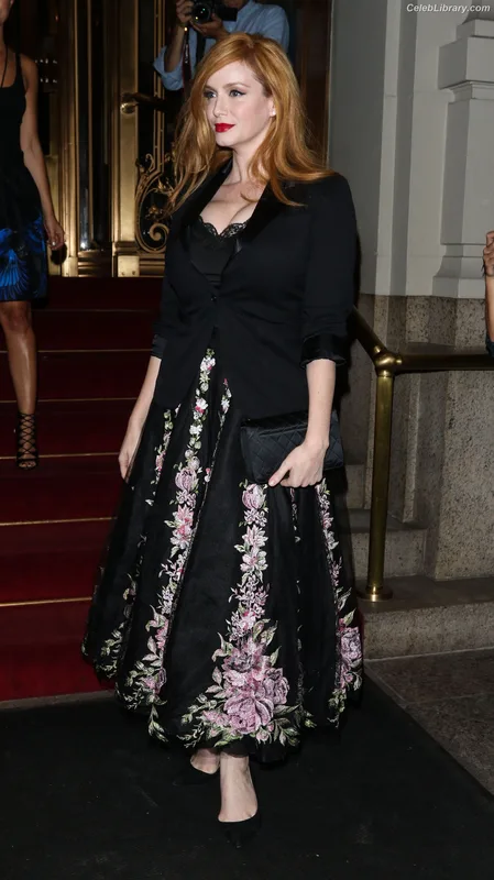 Christina Hendricks photo 12 of 2758