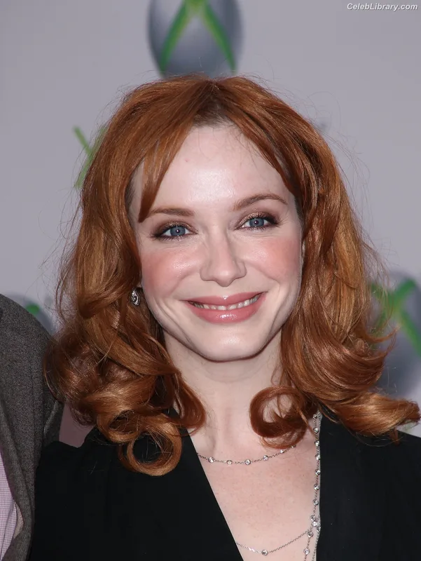 Christina Hendricks photo 14 of 2758