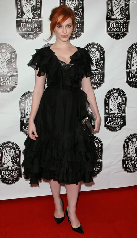 Christina Hendricks photo 23 of 2758