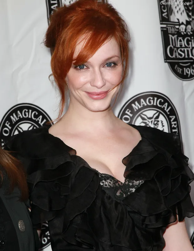 Christina Hendricks photo 15 of 2758