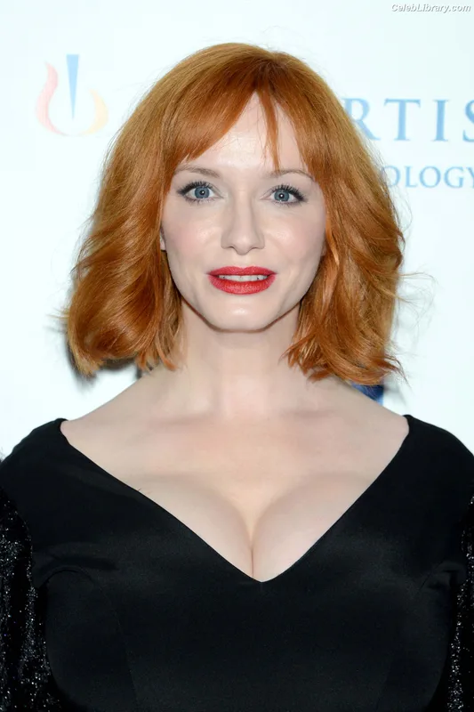 Christina Hendricks photo 21 of 2758