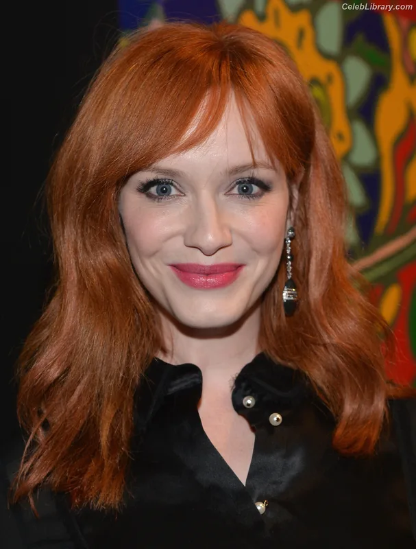 Christina Hendricks photo 1 of 2758