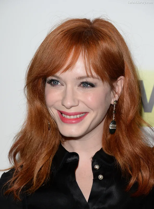 Christina Hendricks photo 2 of 2758