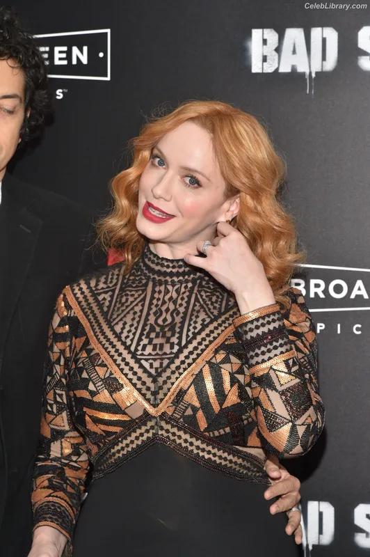 Christina Hendricks photo 11 of 2758