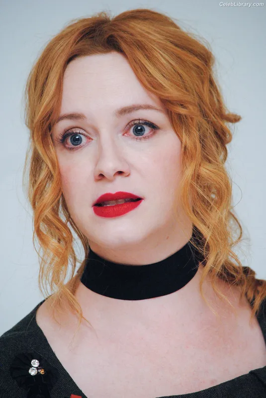 Christina Hendricks photo 13 of 2758