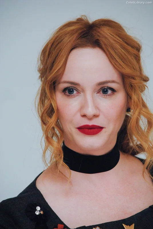 Christina Hendricks photo 14 of 2758