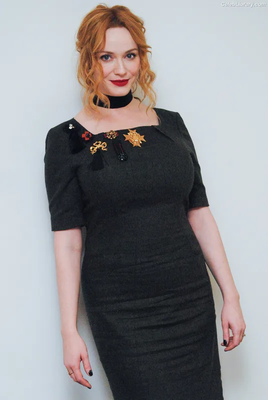 Christina Hendricks photo 12 of 2758