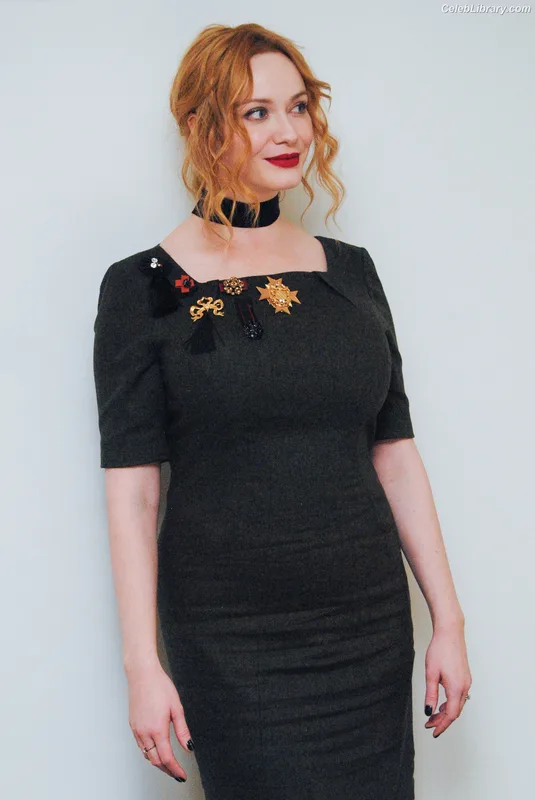 Christina Hendricks photo 17 of 2758