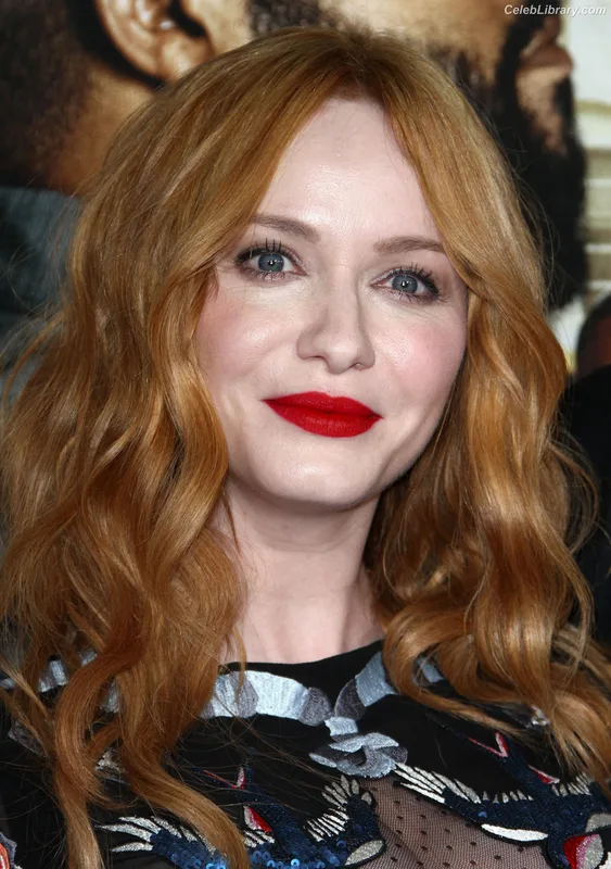 Christina Hendricks photo 19 of 2758