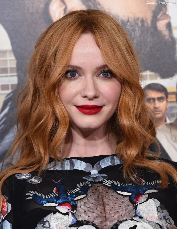 Christina Hendricks photo 22 of 2758