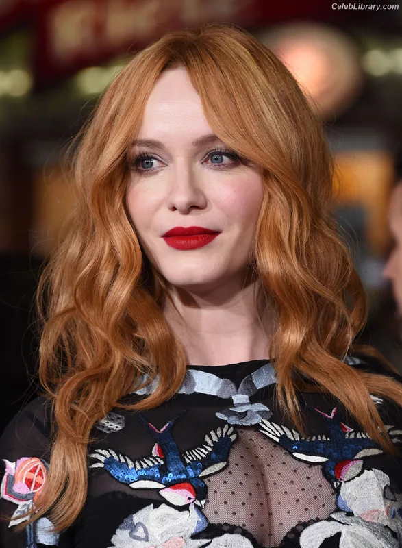 Christina Hendricks photo 1 of 2758