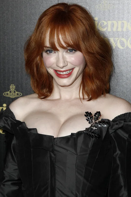 Christina Hendricks photo 4 of 2758