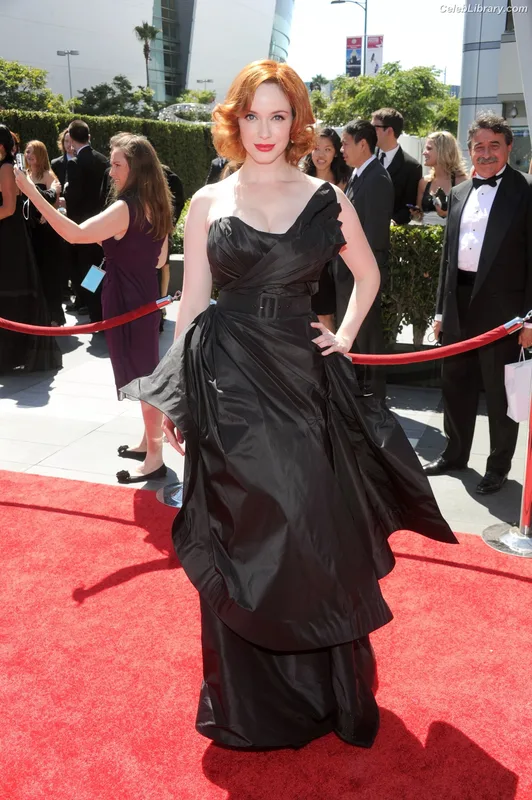Christina Hendricks photo 12 of 2758