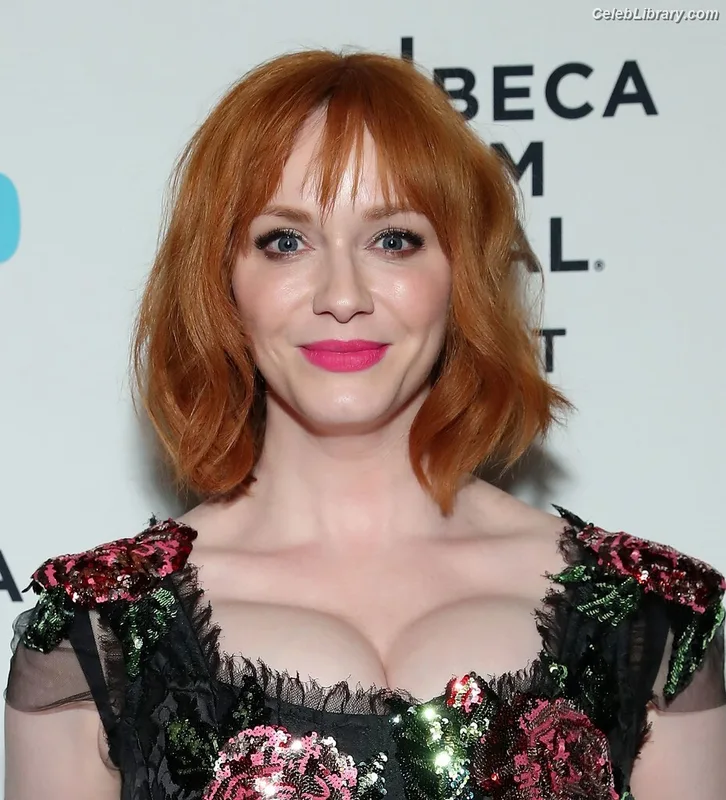 Christina Hendricks photo 18 of 2758