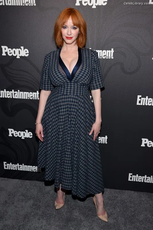 Christina Hendricks photo 20 of 2758