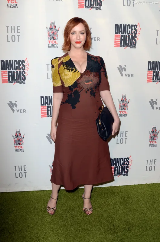 Christina Hendricks photo 23 of 2758