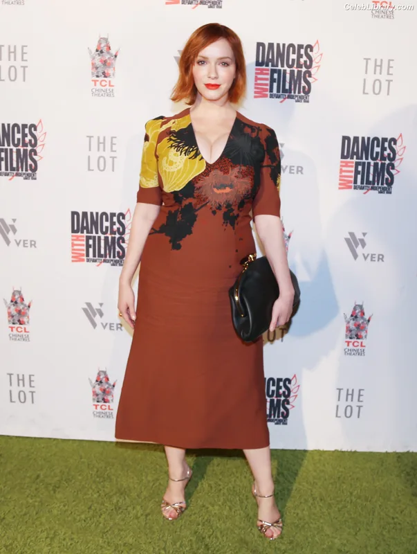 Christina Hendricks photo 10 of 2758