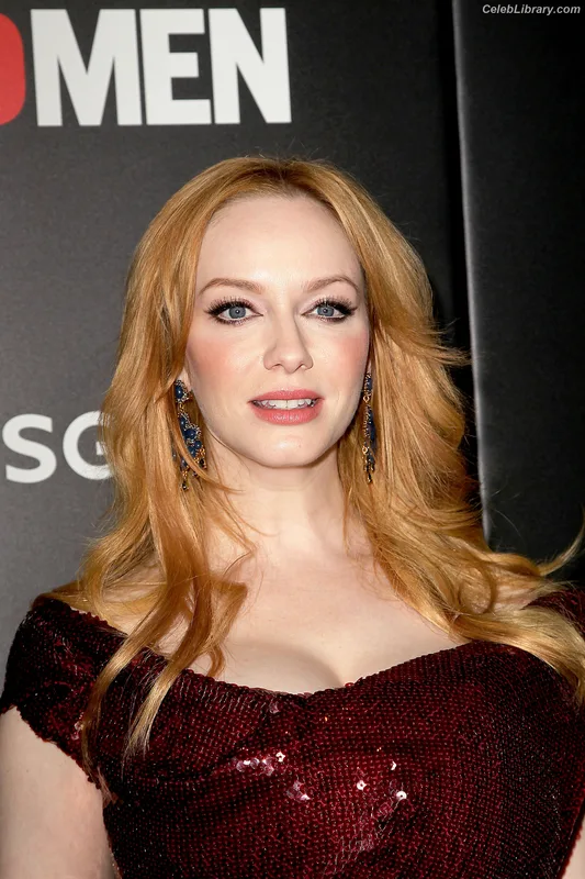 Christina Hendricks photo 4 of 2758