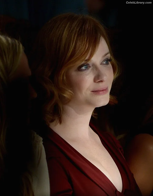 Christina Hendricks photo 3 of 2758