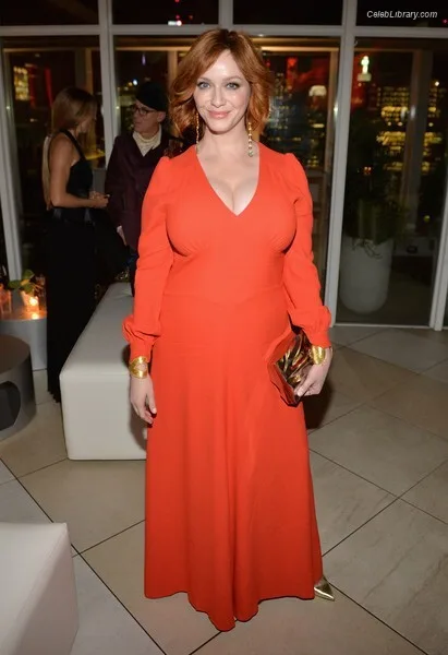 Christina Hendricks photo 15 of 2758