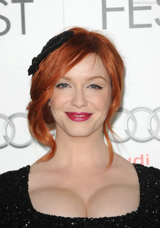 Christina Hendricks photo 15 of 2758
