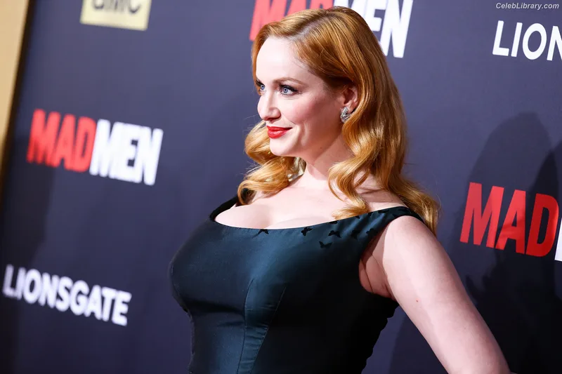 Christina Hendricks photo 4 of 2758