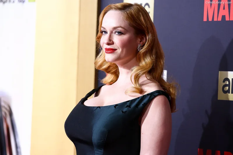 Christina Hendricks photo 14 of 2758