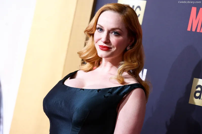 Christina Hendricks photo 15 of 2758