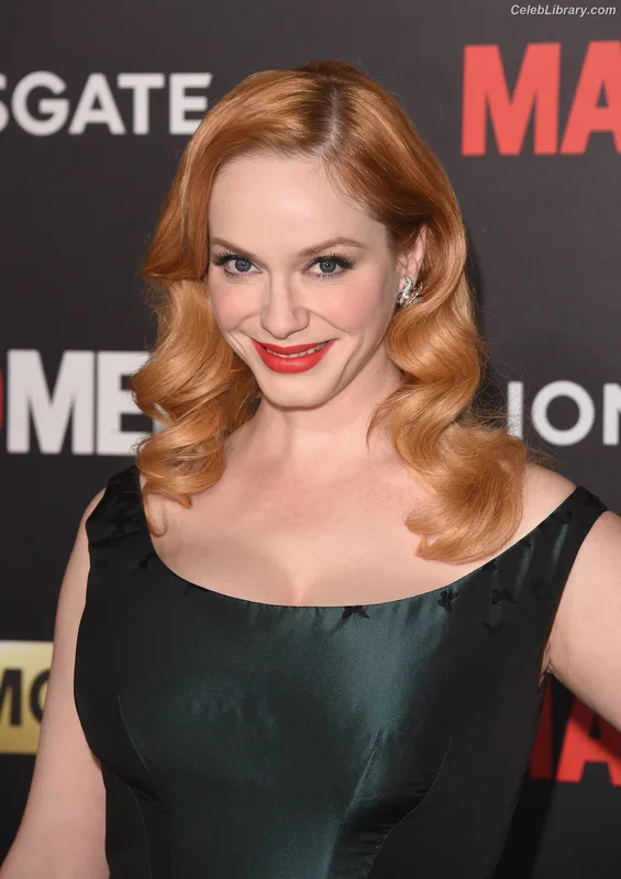 Christina Hendricks photo 24 of 2758