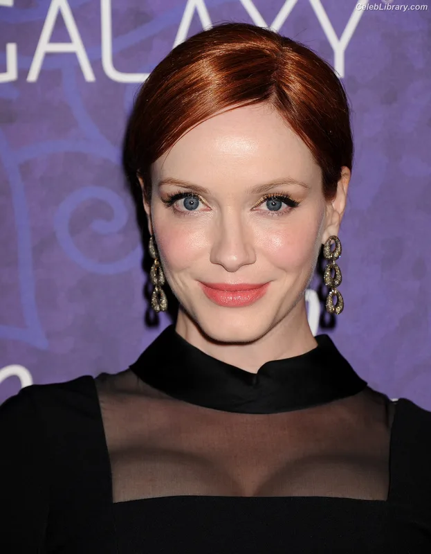Christina Hendricks photo 20 of 2758
