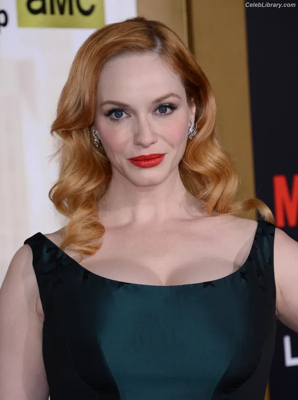 Christina Hendricks photo 21 of 2758