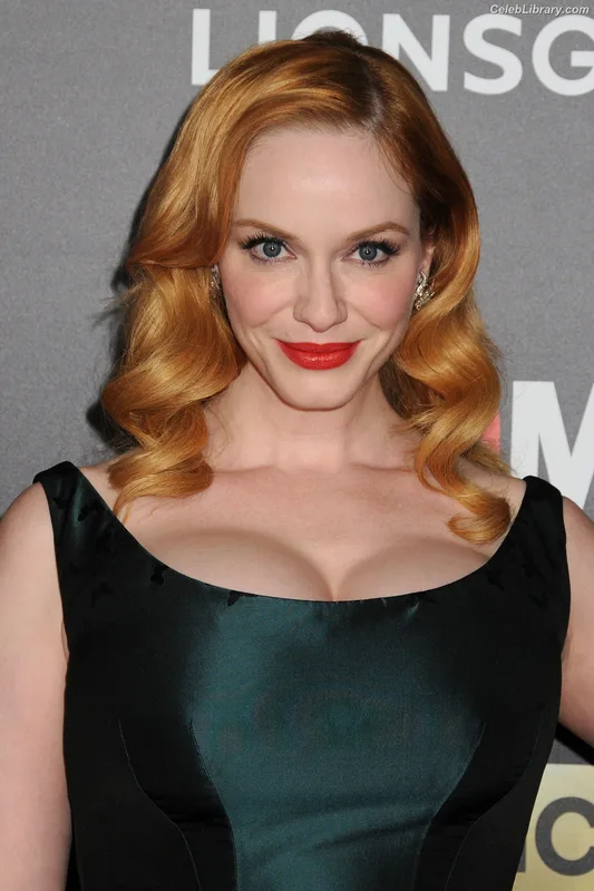 Christina Hendricks photo 17 of 2758