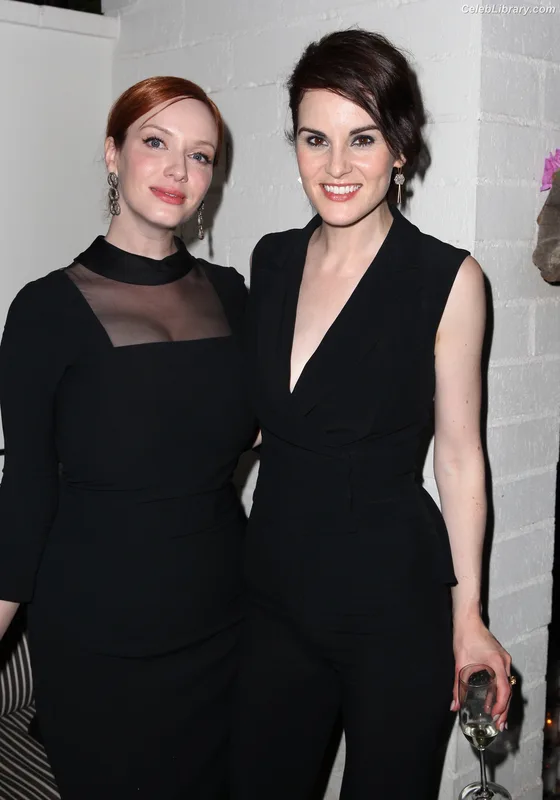Christina Hendricks photo 5 of 2758
