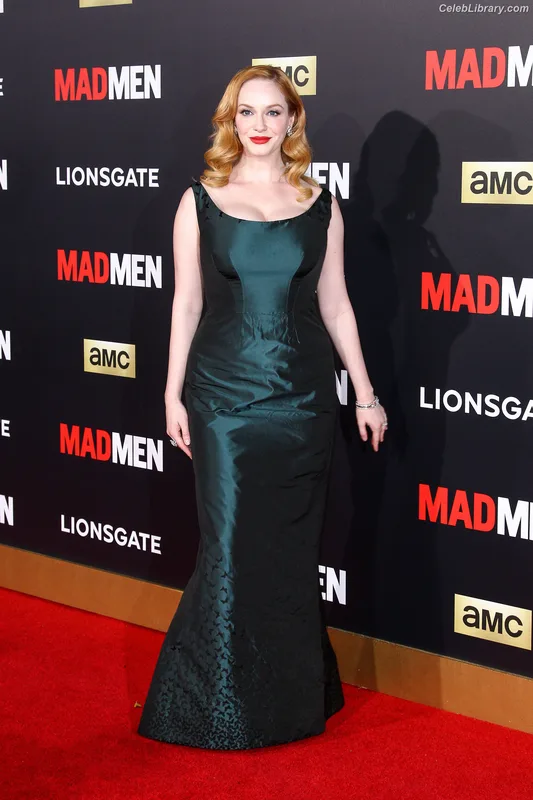 Christina Hendricks photo 8 of 2758