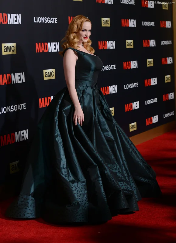Christina Hendricks photo 17 of 2758