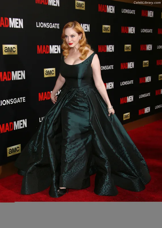 Christina Hendricks photo 24 of 2758
