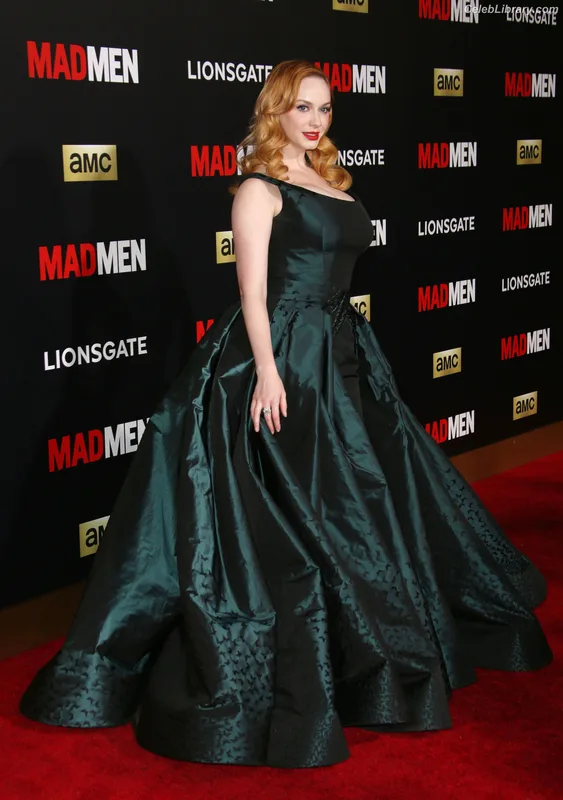Christina Hendricks photo 1 of 2758