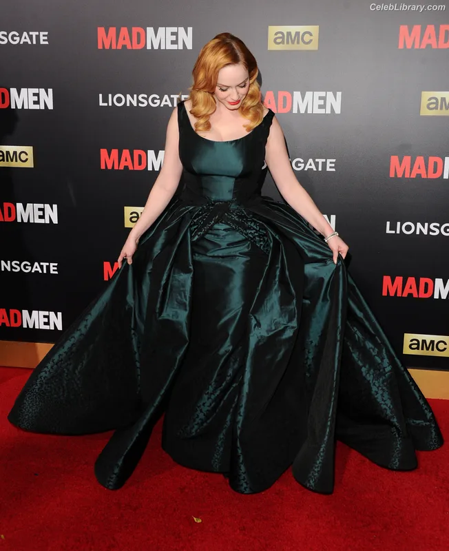 Christina Hendricks photo 4 of 2758