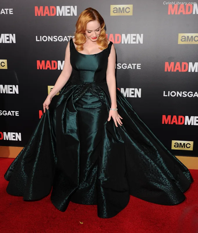 Christina Hendricks photo 5 of 2758