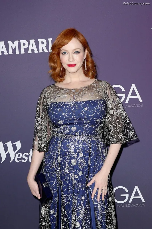 Christina Hendricks photo 22 of 2758