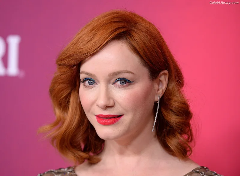 Christina Hendricks photo 4 of 2758