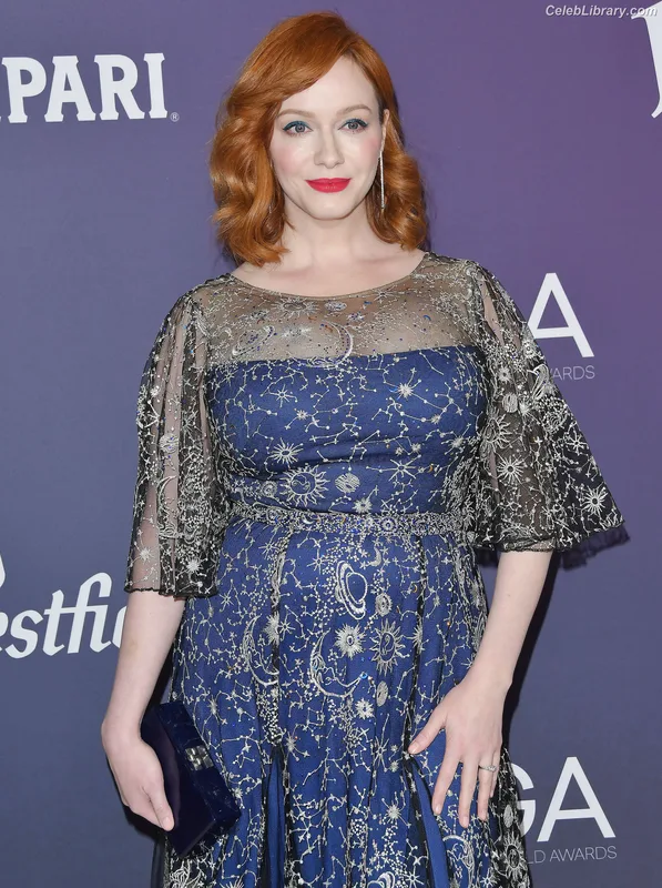 Christina Hendricks photo 19 of 2758