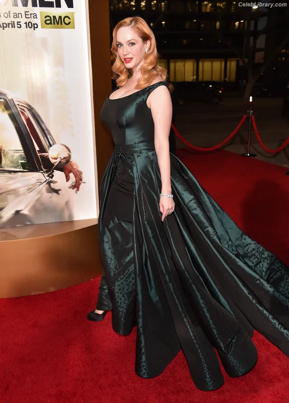 Christina Hendricks photo 8 of 2758