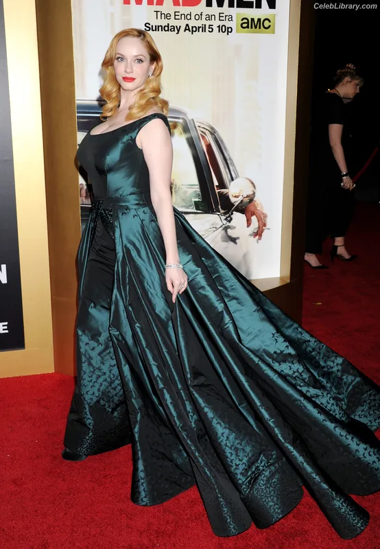 Christina Hendricks photo 13 of 2758