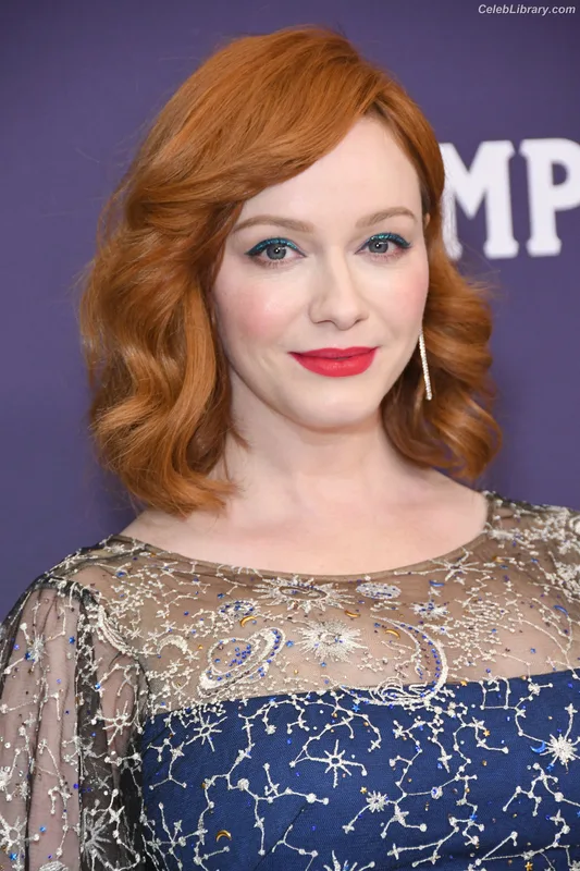 Christina Hendricks photo 15 of 2758