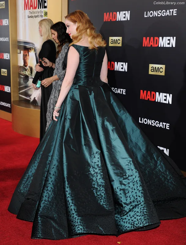 Christina Hendricks photo 16 of 2758