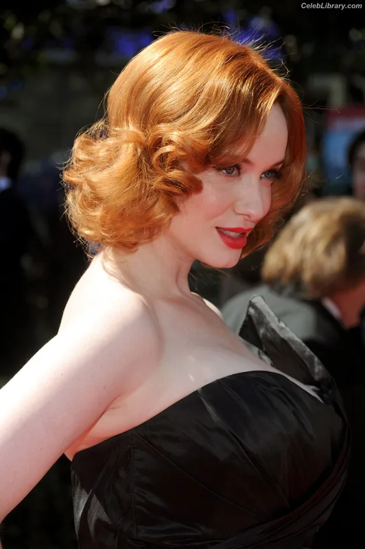 Christina Hendricks photo 23 of 2758
