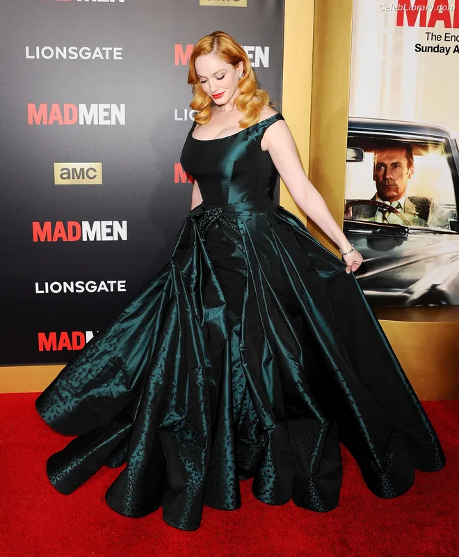 Christina Hendricks photo 24 of 2758