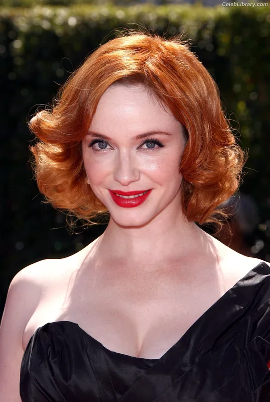 Christina Hendricks photo 8 of 2758